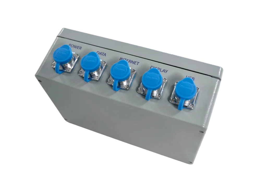 ROBO-QUAKE-outlets-edit